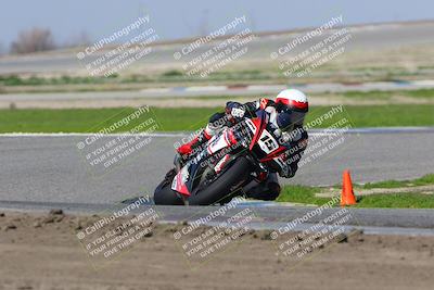 media/Feb-10-2023-TrackDaz (Fri) [[827c11d241]]/Club Racers/11am (Sunset)/